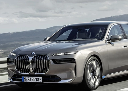 BMW 750i - Queen Cars Rent A Car - Best Rent A Car & Limousine Services in Doha, State of Qatar